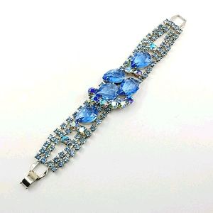 Stunning Blue Rhinestone Beacelet